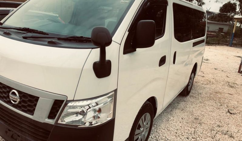 Nissan Caravan 2015 full