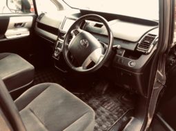 Toyota Noah 2012 full